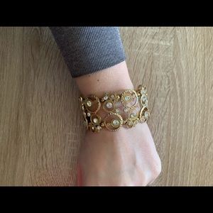 Gold diamond bracelet